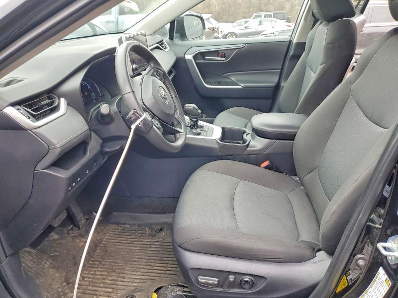 2024 TOYOTA RAV4 HYBRID XLE — Фото 7 из 14