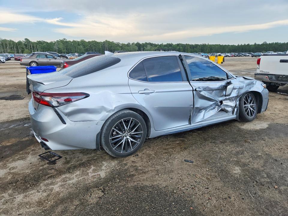2024 TOYOTA CAMRY SE — Фото 3 из 12