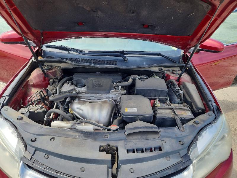 2016 TOYOTA CAMRY LE — Фото 11 из 12