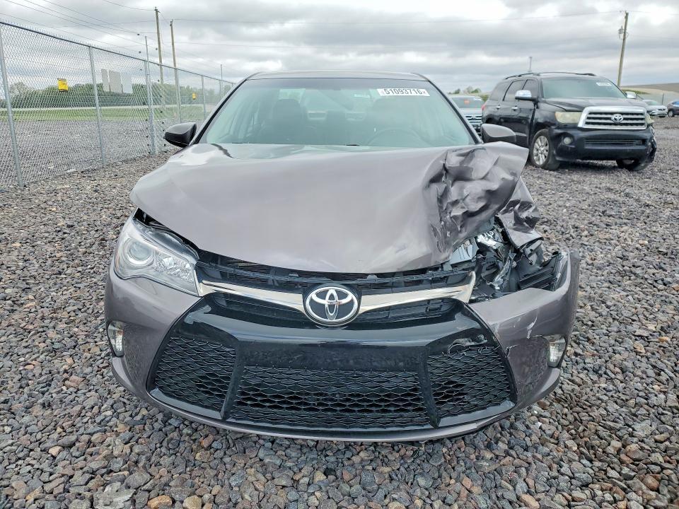 2016 TOYOTA CAMRY SE — Фото 5 из 12