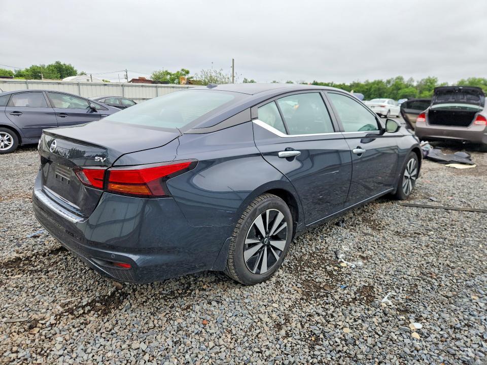 2022 NISSAN ALTIMA SV — Фото 3 из 12