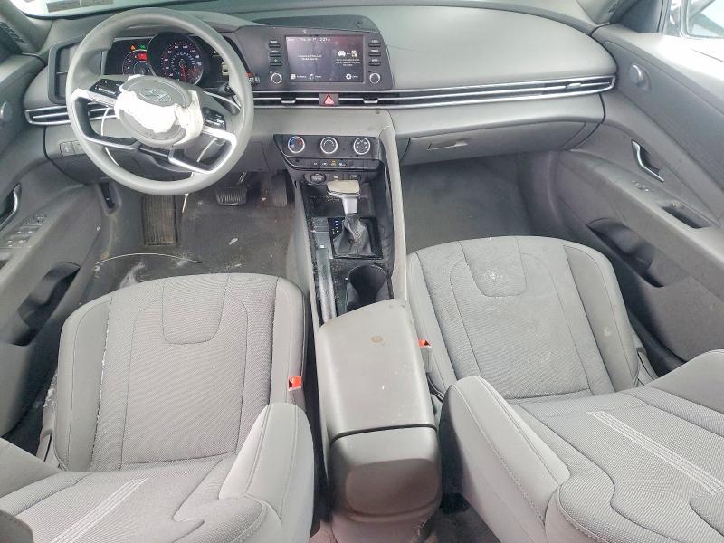 2021 HYUNDAI ELANTRA SE — Фото 8 из 12