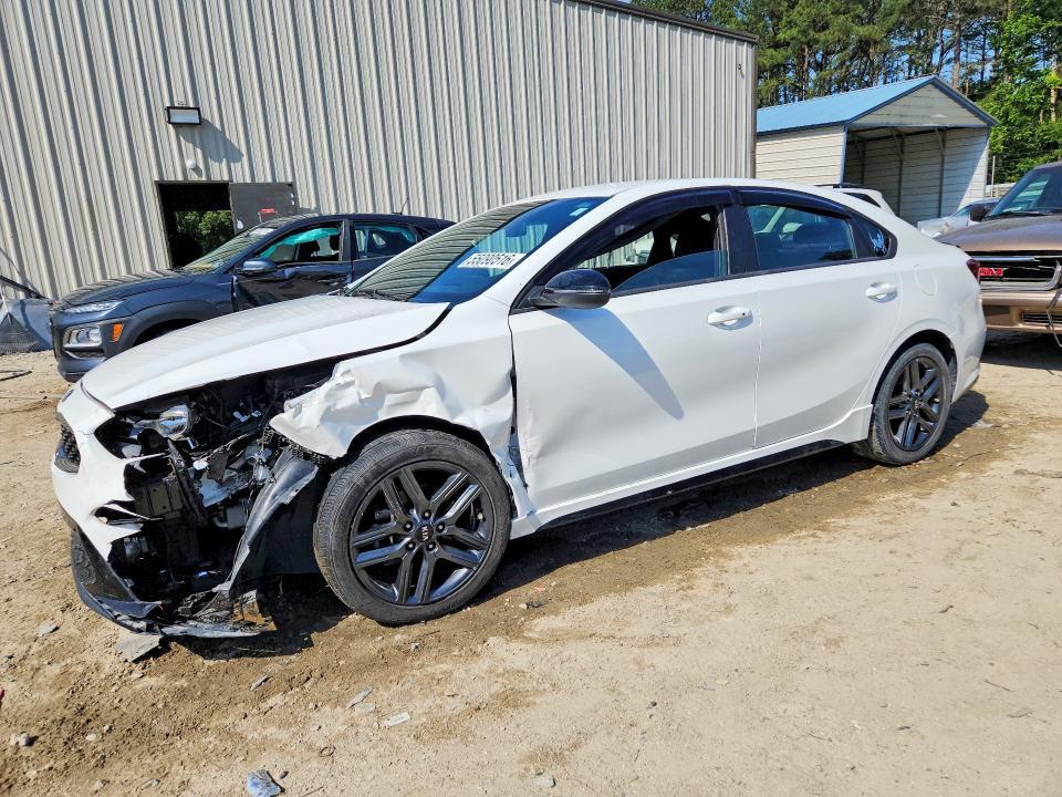 2021 KIA FORTE GT LINE