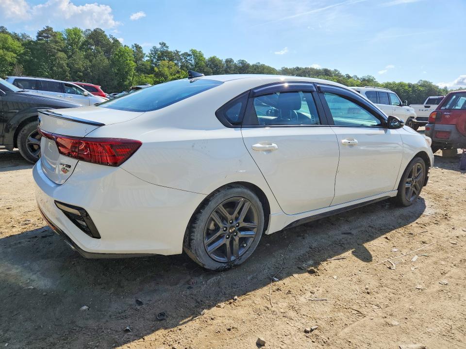 2021 KIA FORTE GT LINE — Фото 3 из 12