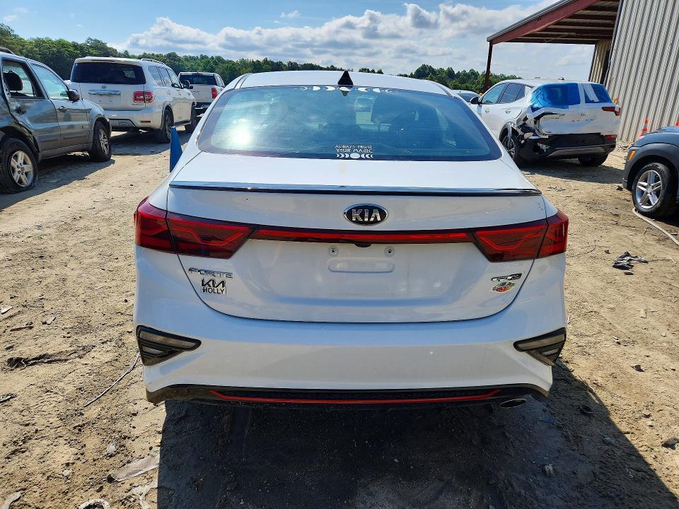 2021 KIA FORTE GT LINE — Фото 6 из 12
