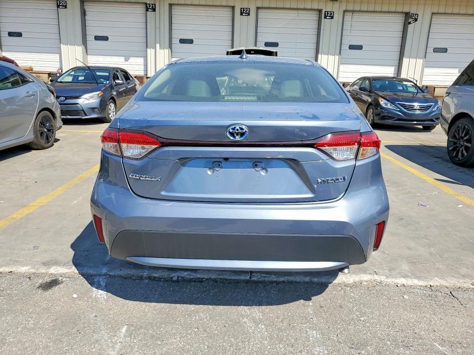 2021 TOYOTA COROLLA LE — Фото 6 из 12