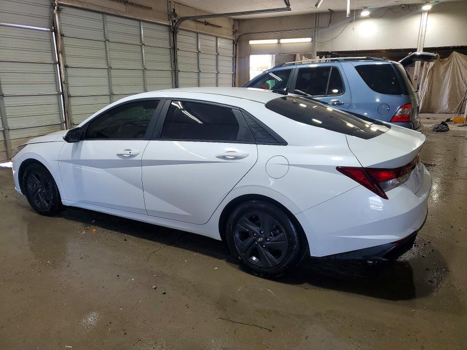 2021 HYUNDAI ELANTRA SEL — Фото 2 из 12