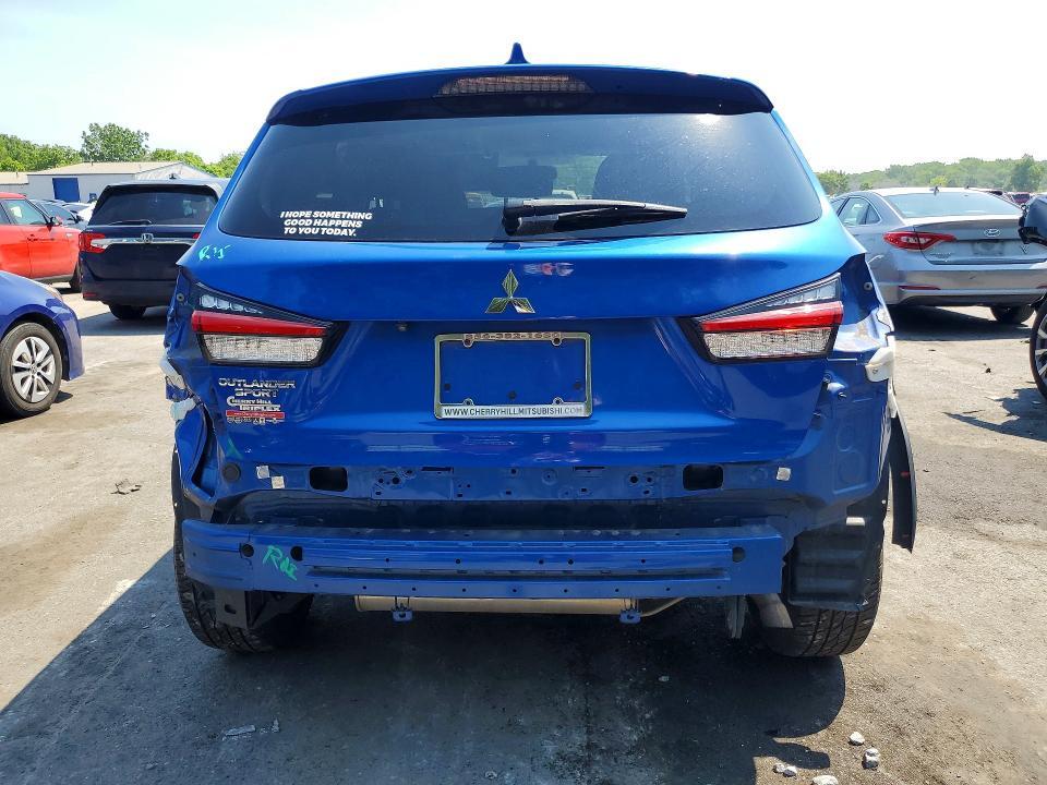 2020 MITSUBISHI OUTLANDER SPORT ES — Фото 6 из 13