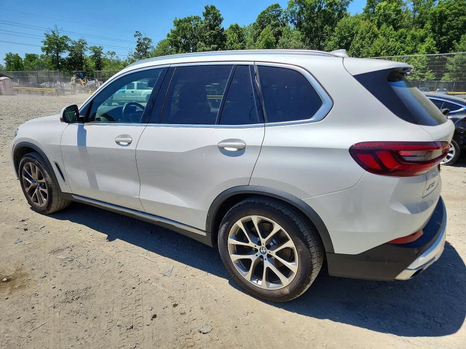 2020 BMW X5 XDRIVE40I — Фото 2 из 13