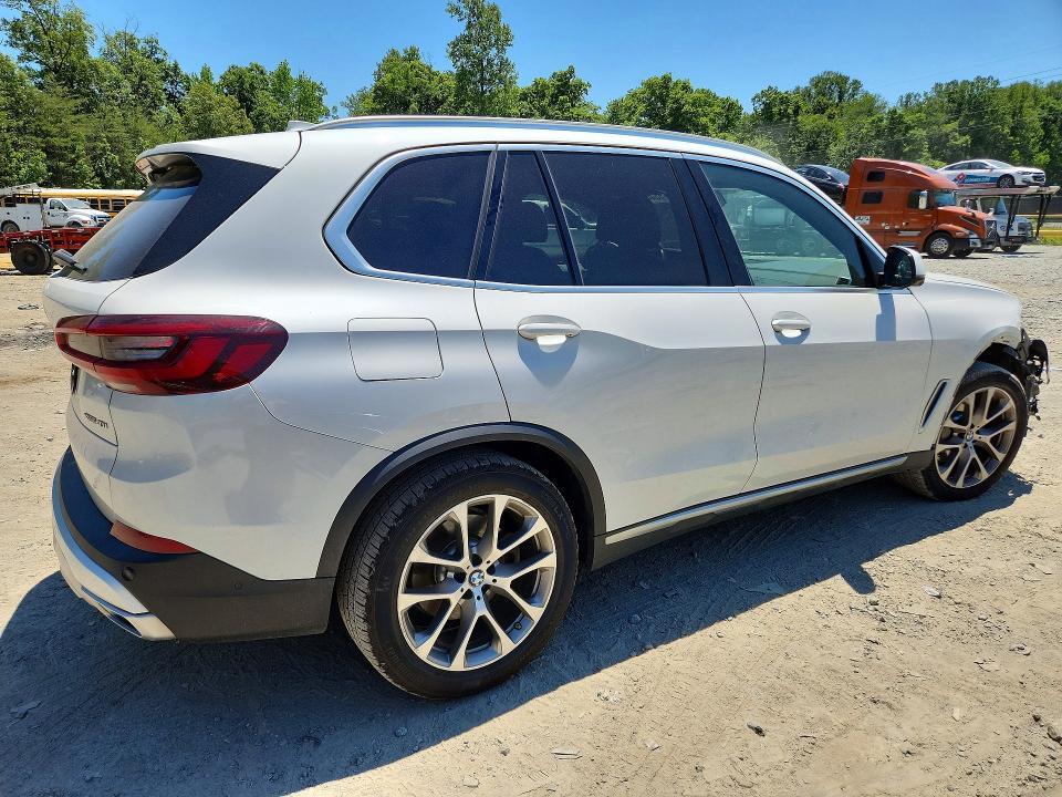 2020 BMW X5 XDRIVE40I — Фото 3 из 13