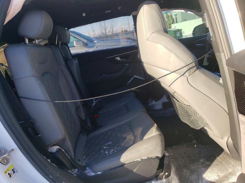 2020 AUDI SQ7 PREMIUM PLUS — Фото 11 из 13