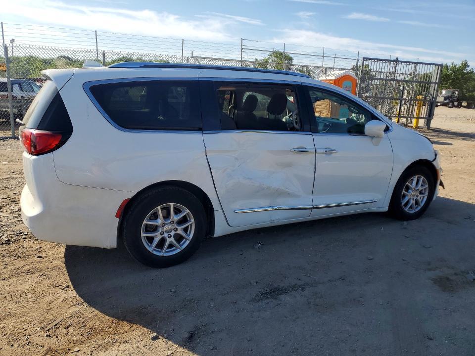 2020 CHRYSLER PACIFICA TOURING L — Фото 3 из 13