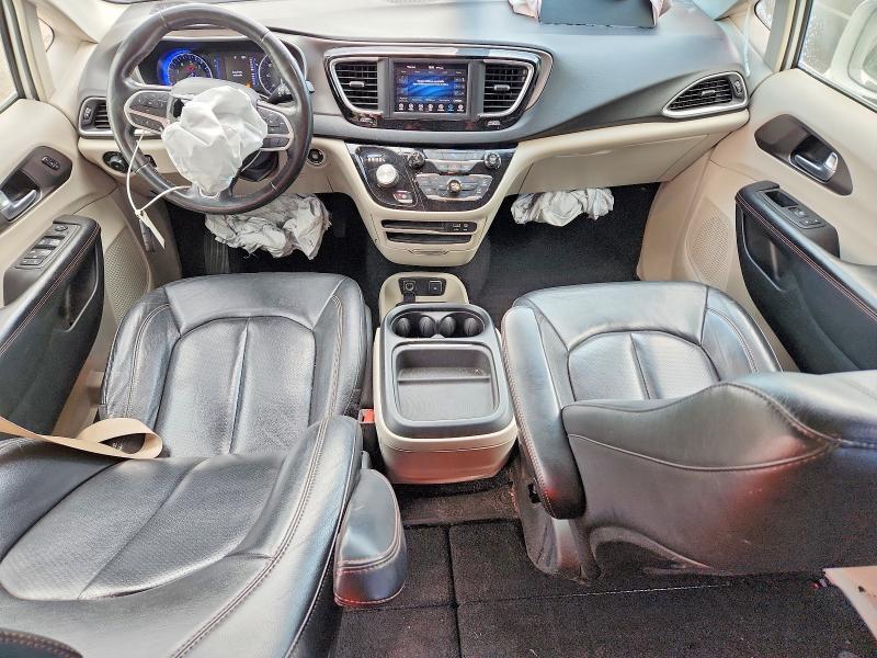 2020 CHRYSLER PACIFICA TOURING L — Фото 8 из 13