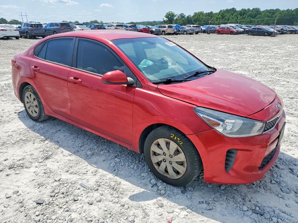 2020 KIA RIO S — Фото 4 из 12