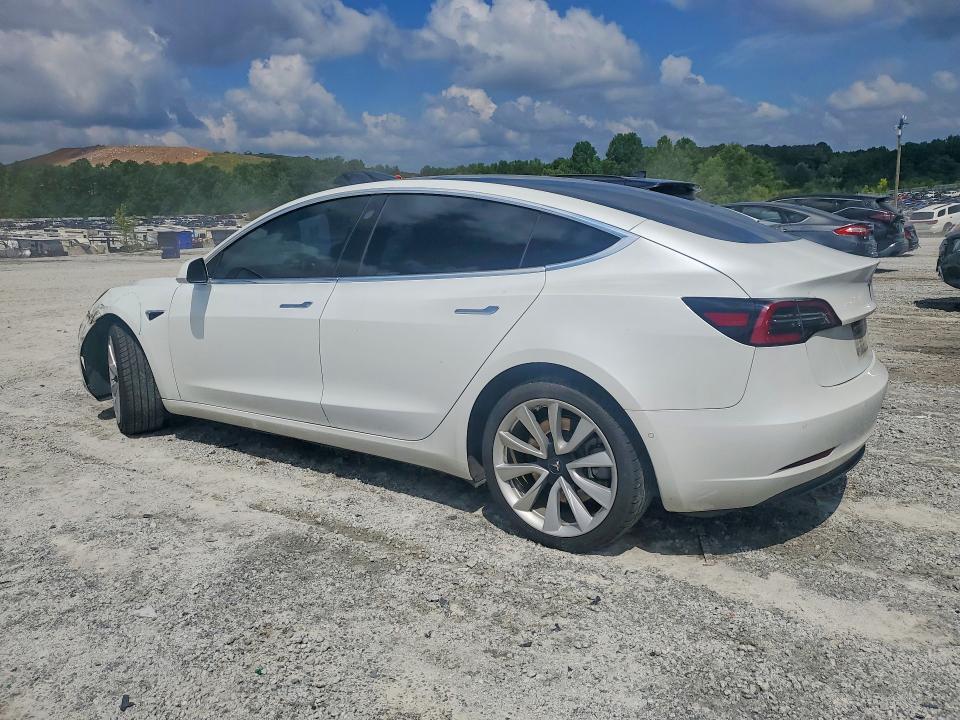 2020 TESLA MODEL 3 — Фото 2 из 12