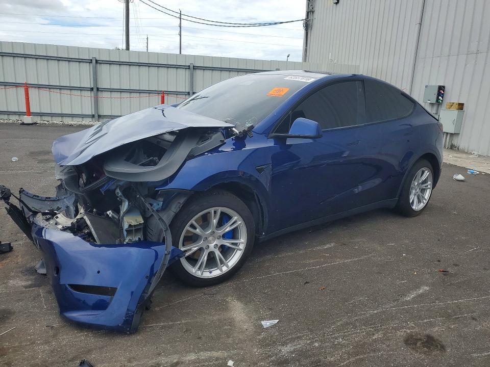 2020 TESLA MODEL Y 5YJYGDEE1LF030530