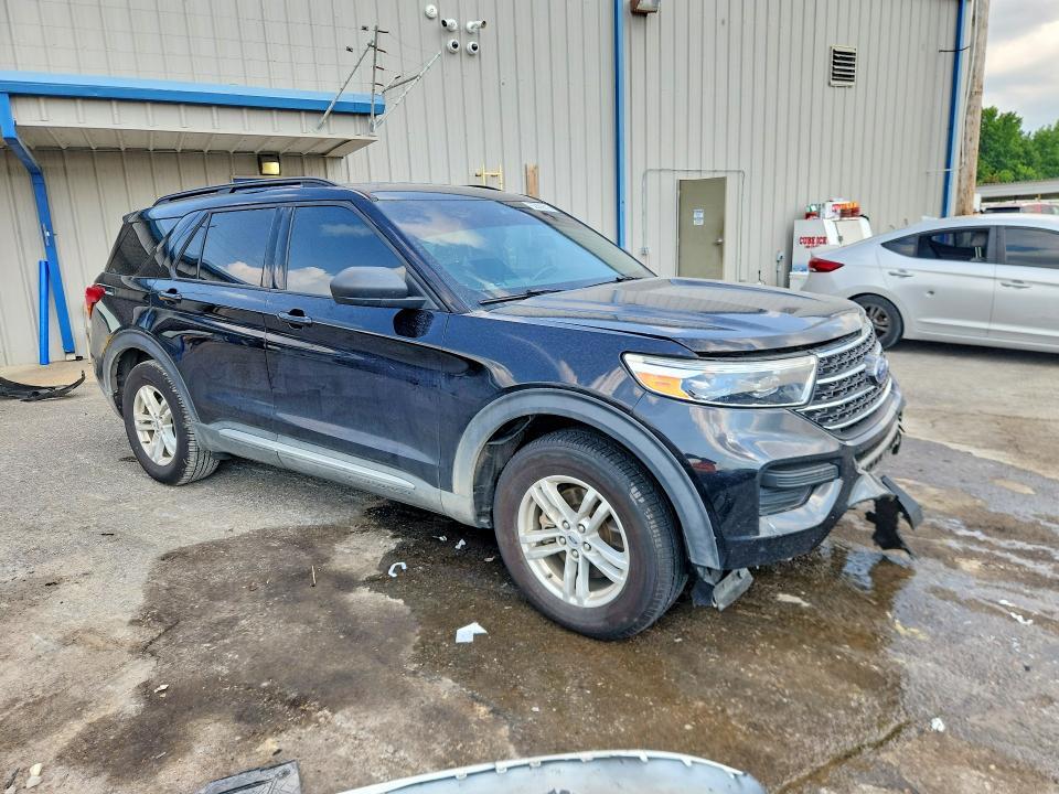 2020 FORD EXPLORER XLT — Фото 4 из 13