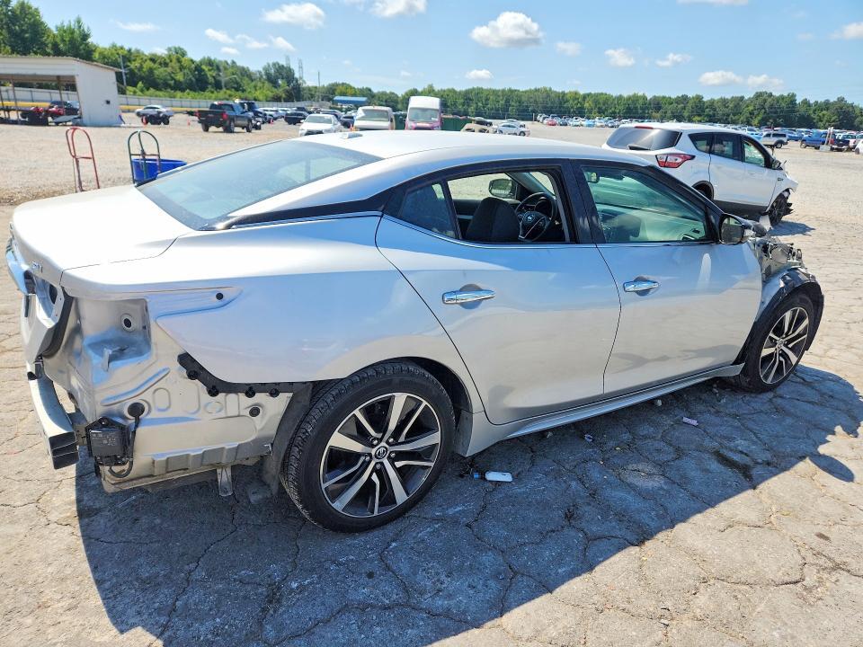 2020 NISSAN MAXIMA SV — Фото 3 из 12
