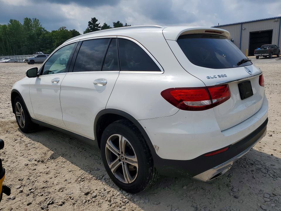 2019 MERCEDES-BENZ GLC 300 4MATIC — Фото 2 из 13