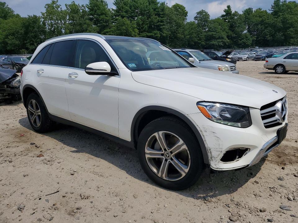 2019 MERCEDES-BENZ GLC 300 4MATIC — Фото 4 из 13