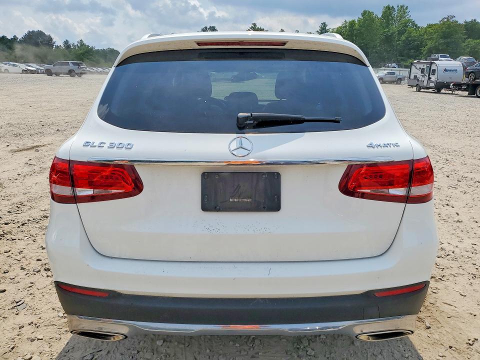 2019 MERCEDES-BENZ GLC 300 4MATIC — Фото 6 из 13