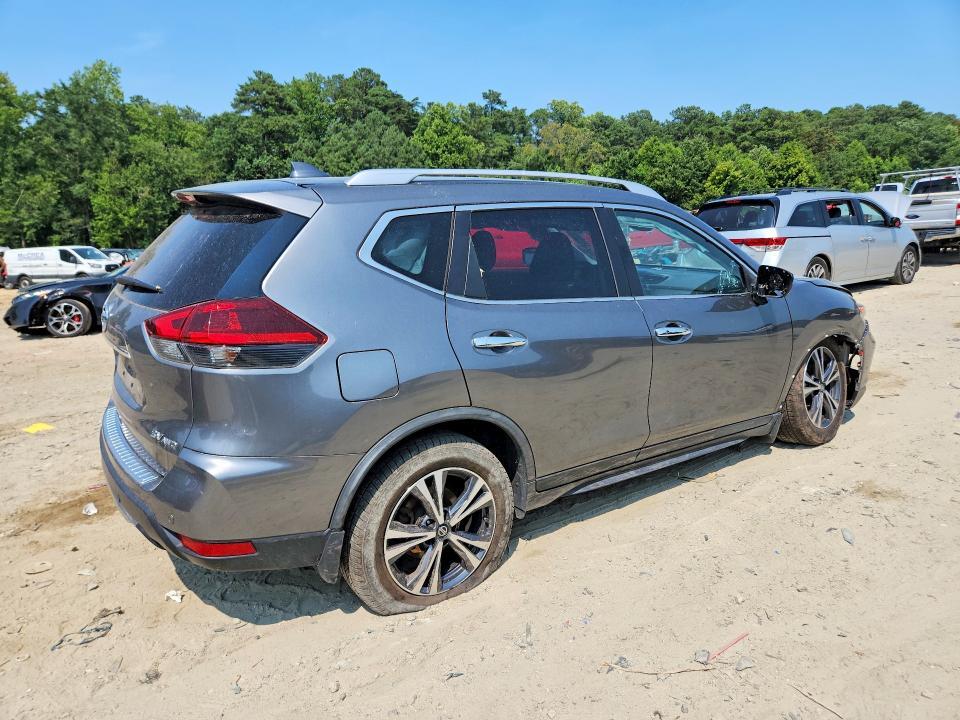 2019 NISSAN ROGUE SV — Фото 3 из 14