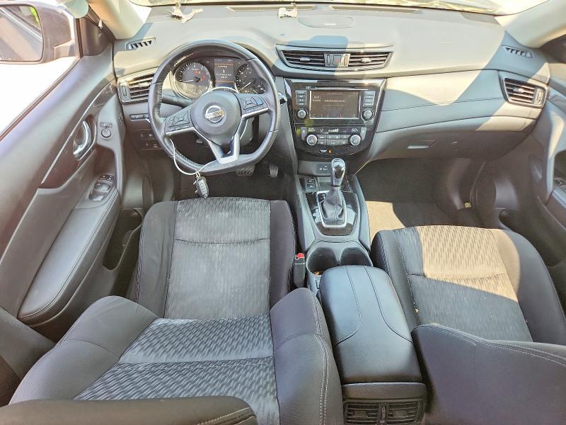 2019 NISSAN ROGUE SV — Фото 8 из 14