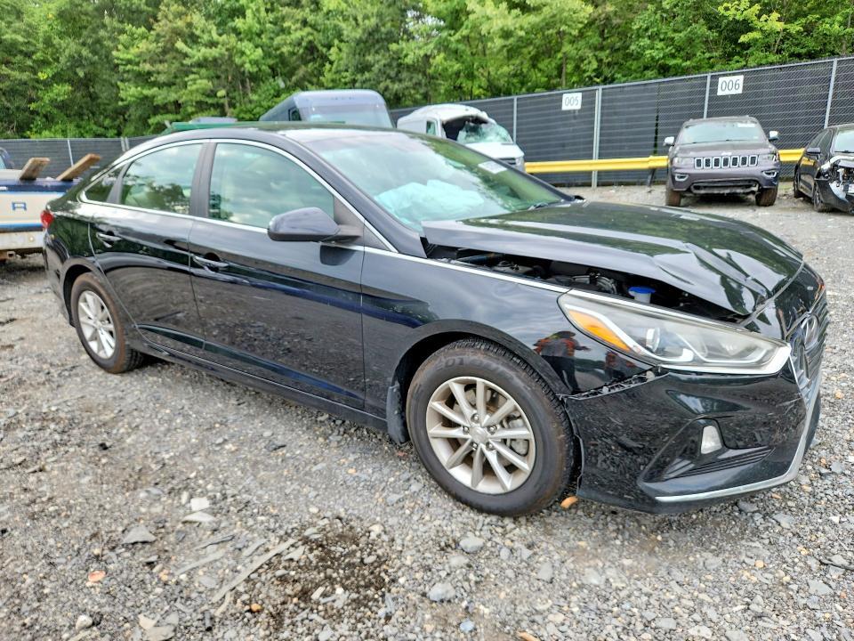 2019 HYUNDAI SONATA SE — Фото 4 из 12