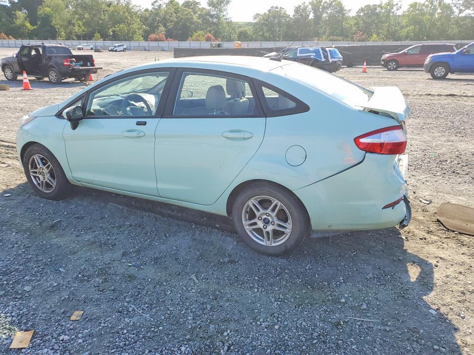2019 FORD FIESTA SE — Фото 2 из 12