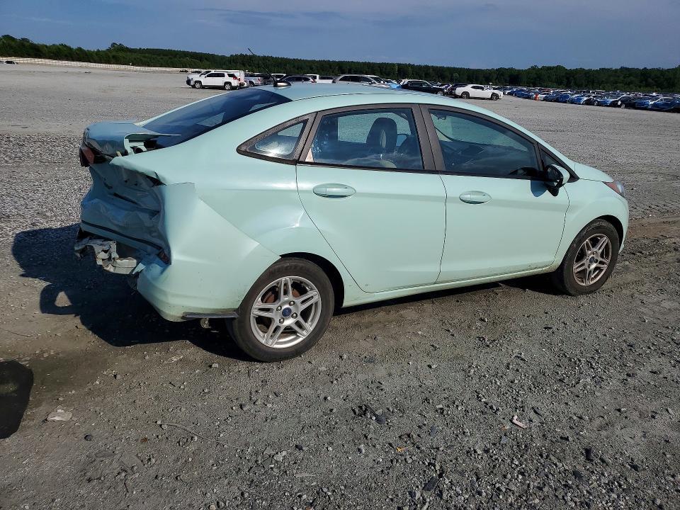 2019 FORD FIESTA SE — Фото 3 из 12