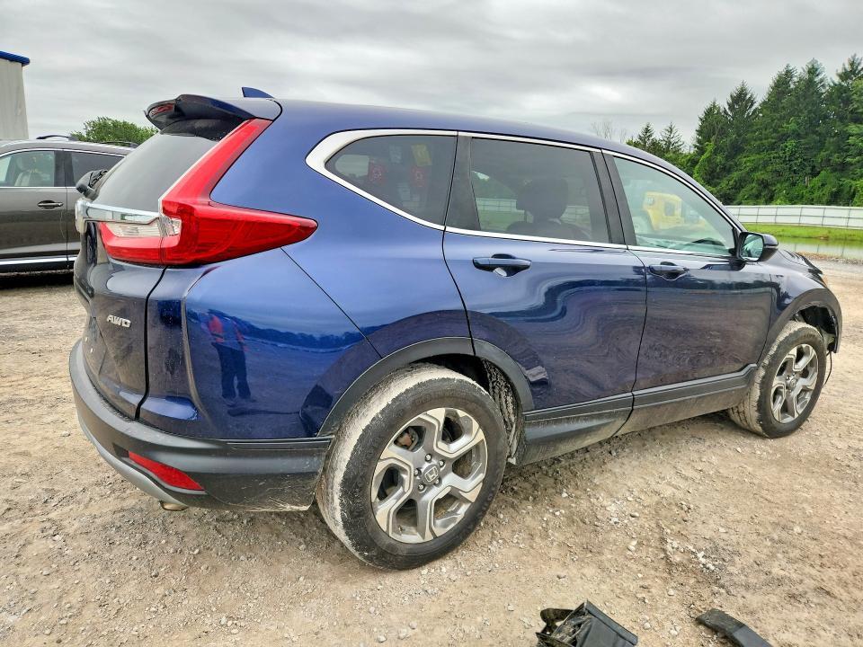 7FARW2H85JE080107 2018 HONDA CR-V photo no. 3