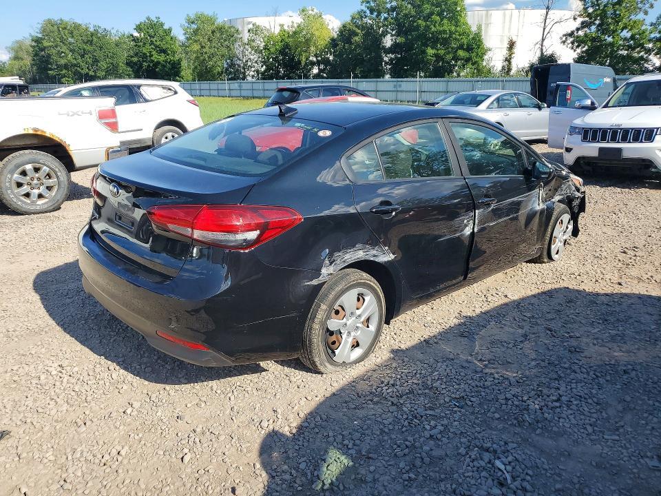 2018 KIA FORTE LX — Фото 3 из 12