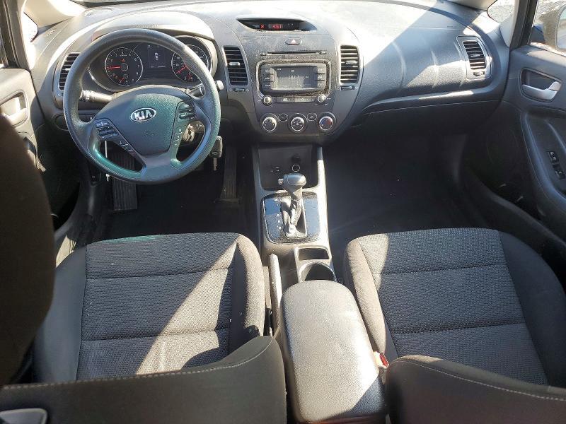 2018 KIA FORTE LX — Фото 8 из 12