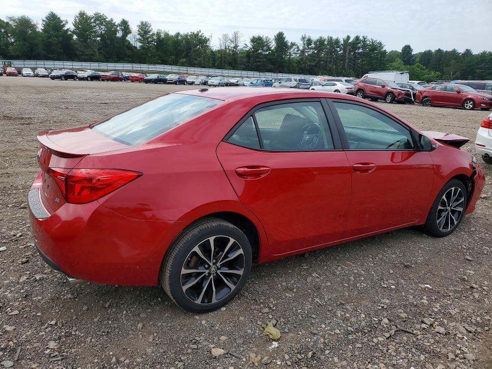 2018 TOYOTA COROLLA SE — Фото 3 из 12