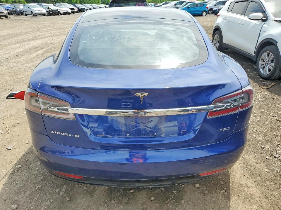 2018 TESLA MODEL S — Фото 6 из 12
