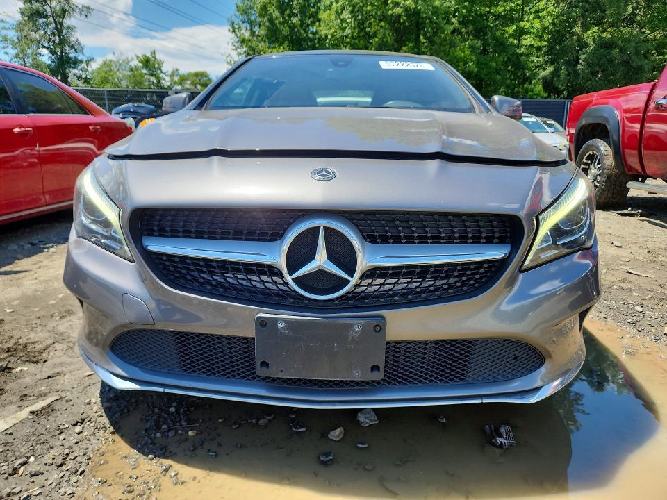 2018 MERCEDES-BENZ CLA 250 4MATIC — Фото 5 из 12