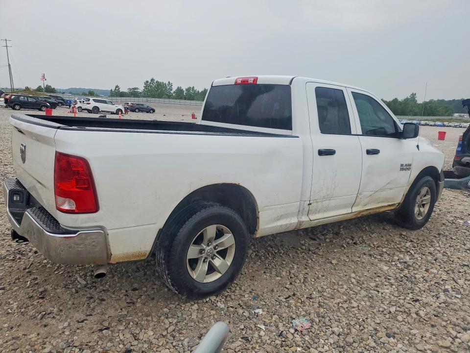 1C6RR6FG0JS324552 2018 RAM 1500 photo no. 3