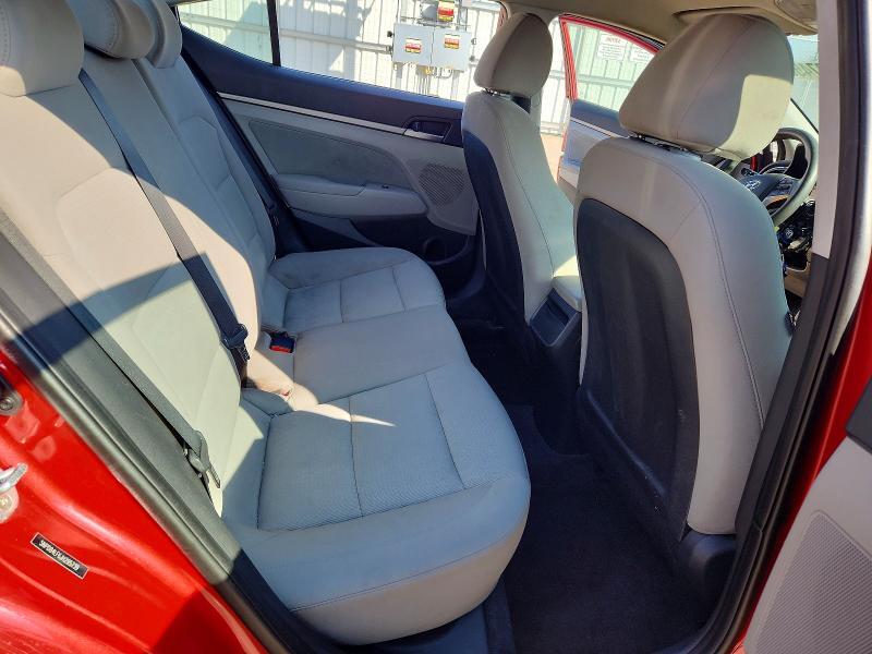 2018 HYUNDAI ELANTRA SEL — Фото 10 из 12