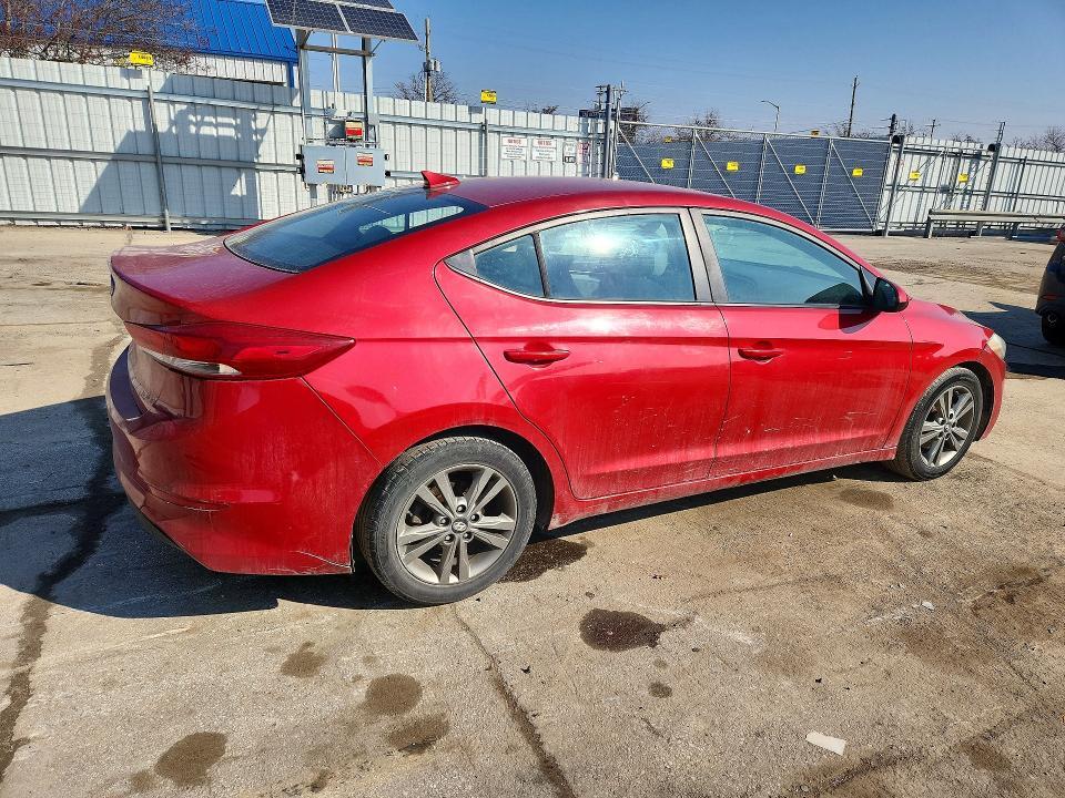 2018 HYUNDAI ELANTRA SEL — Фото 3 из 12