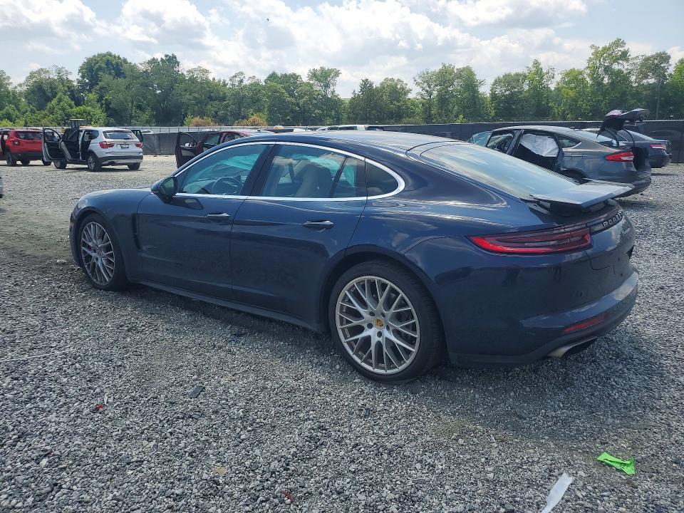 2018 PORSCHE PANAMERA 4 — Фото 2 из 12