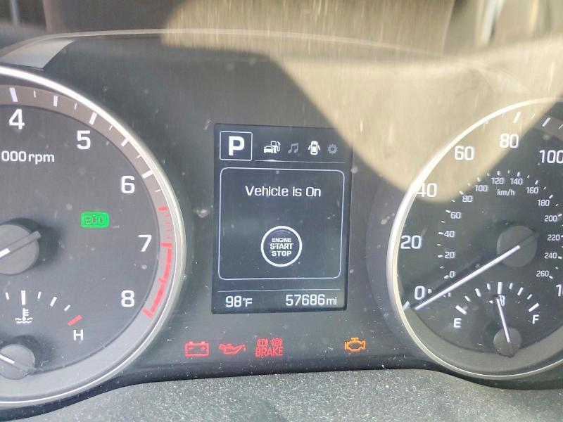 2018 HYUNDAI ELANTRA VALUE EDITION — Фото 9 из 12