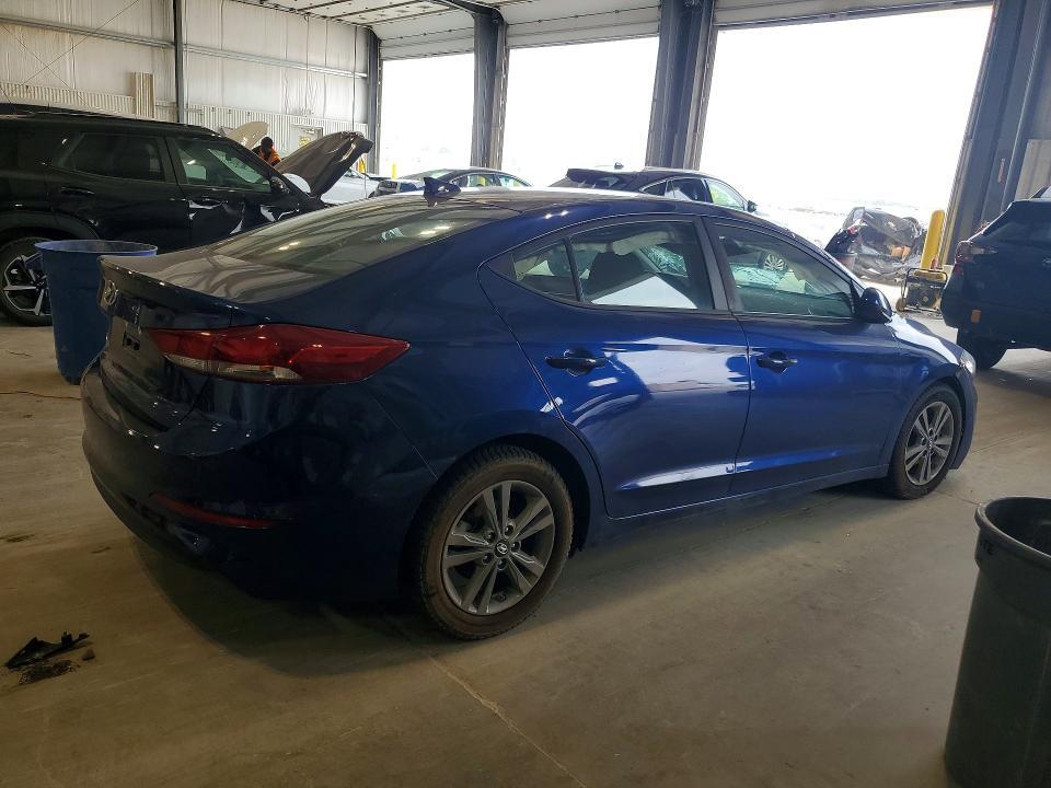 2018 HYUNDAI ELANTRA SEL — Фото 3 из 12