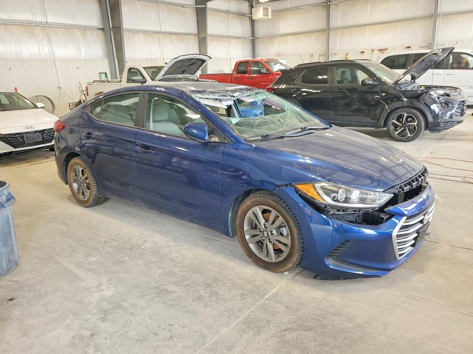 2018 HYUNDAI ELANTRA SEL — Фото 4 из 12