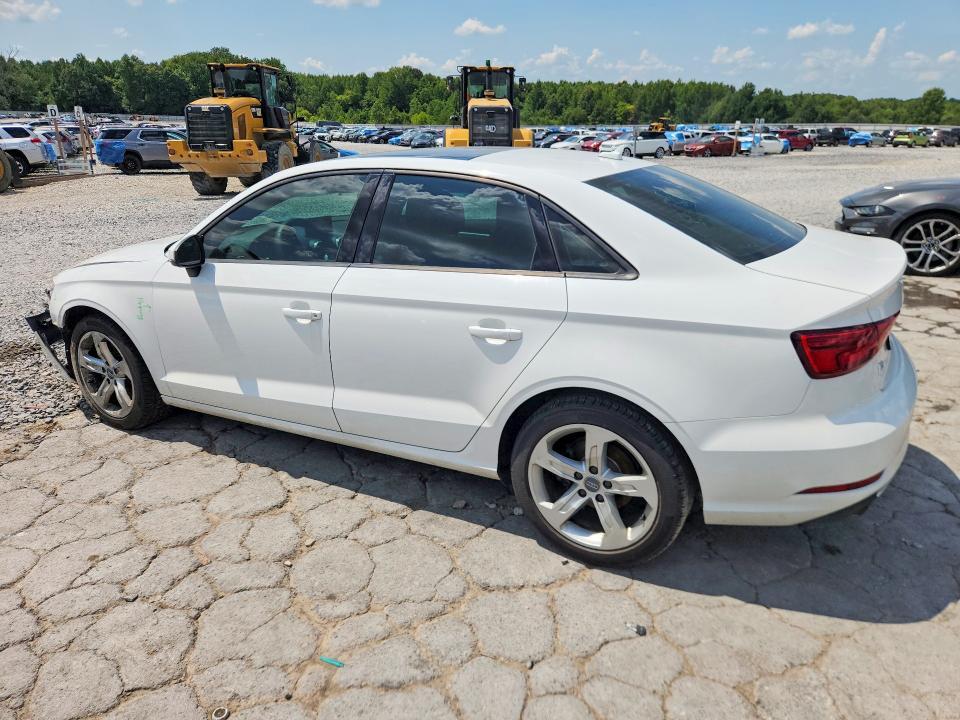2018 AUDI A3 PREMIUM — Фото 2 из 12