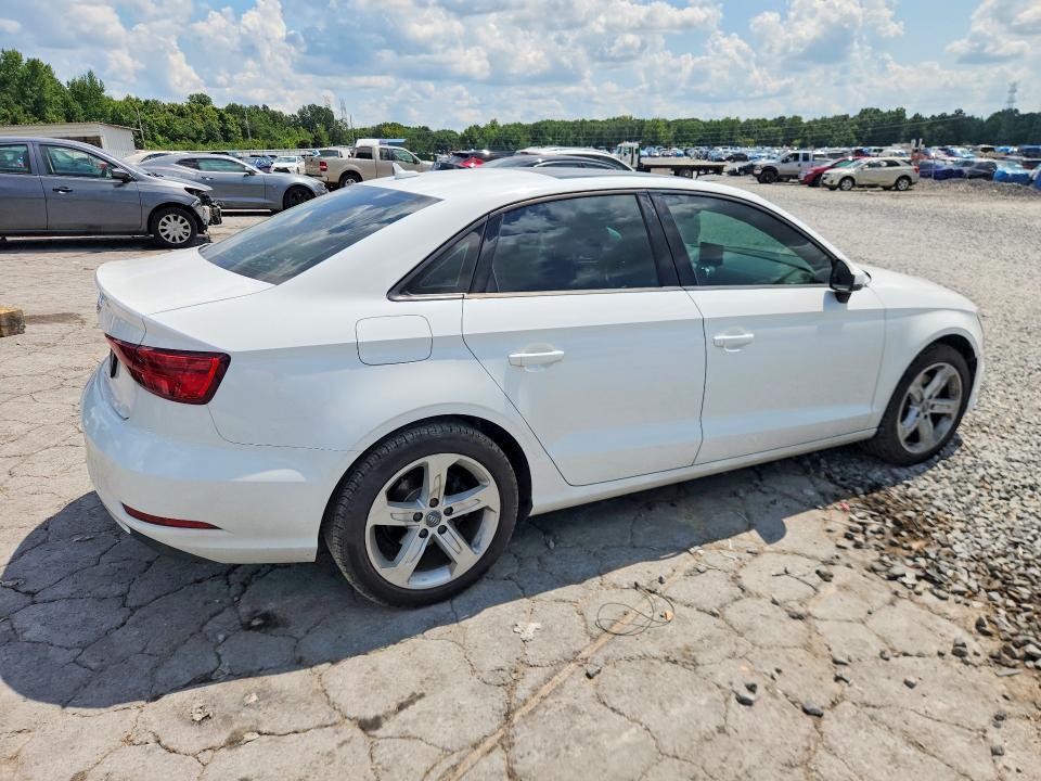 2018 AUDI A3 PREMIUM — Фото 3 из 12