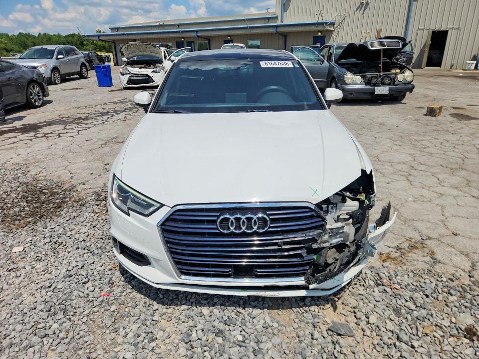 2018 AUDI A3 PREMIUM — Фото 5 из 12