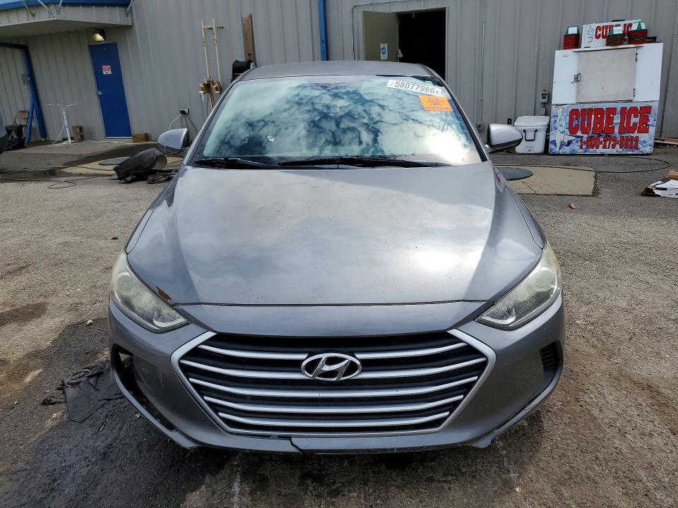 2018 HYUNDAI ELANTRA SEL — Фото 5 из 12