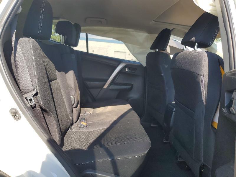 2018 TOYOTA RAV4 XLE — Фото 11 из 13