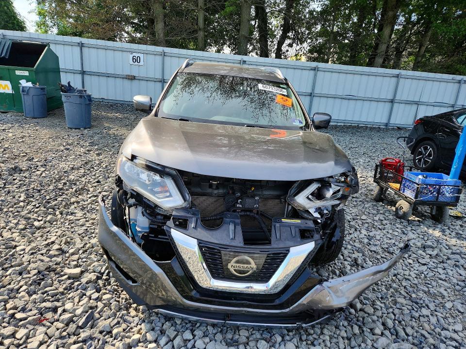 2017 NISSAN ROGUE SL — Фото 5 из 13