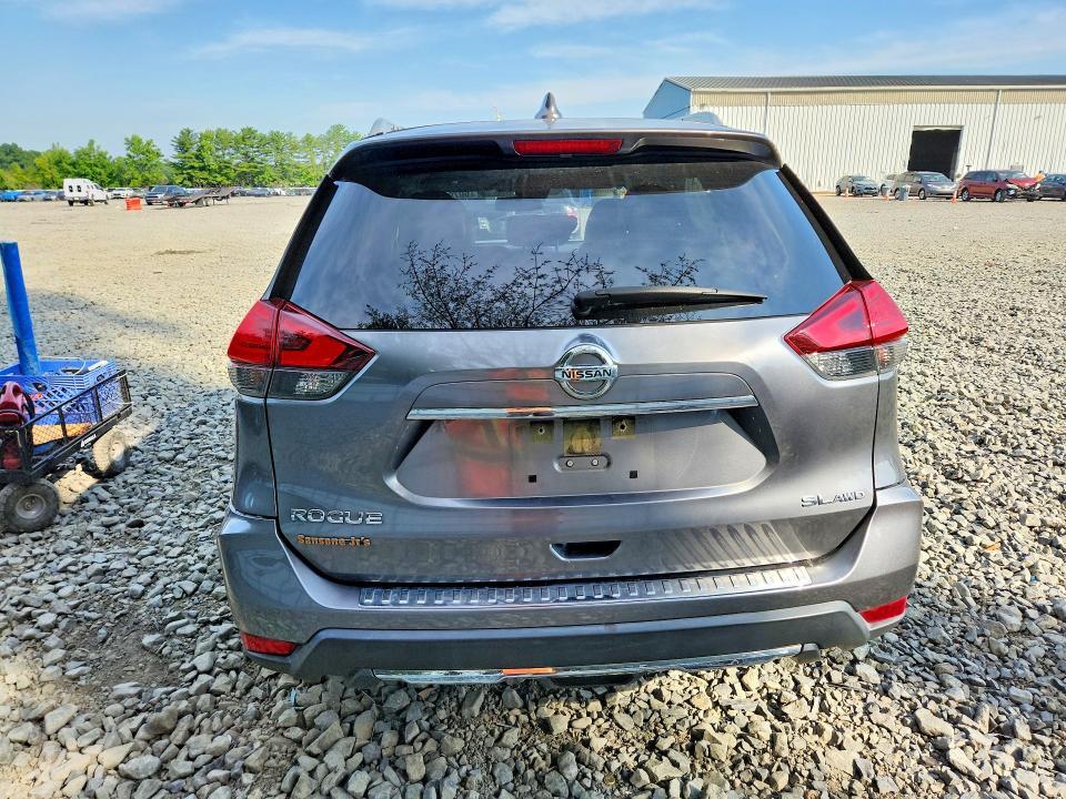 2017 NISSAN ROGUE SL — Фото 6 из 13